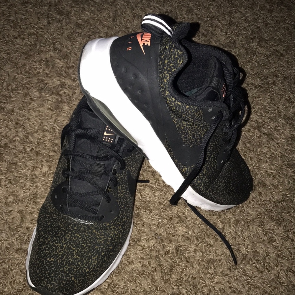 NIKE Air sneakers